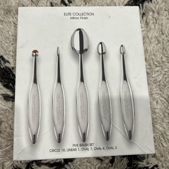 Artís ELITE 5 BRUSH SET IN MIRROR with FREE Brush Cleaning Pad - Picture 1 of 3